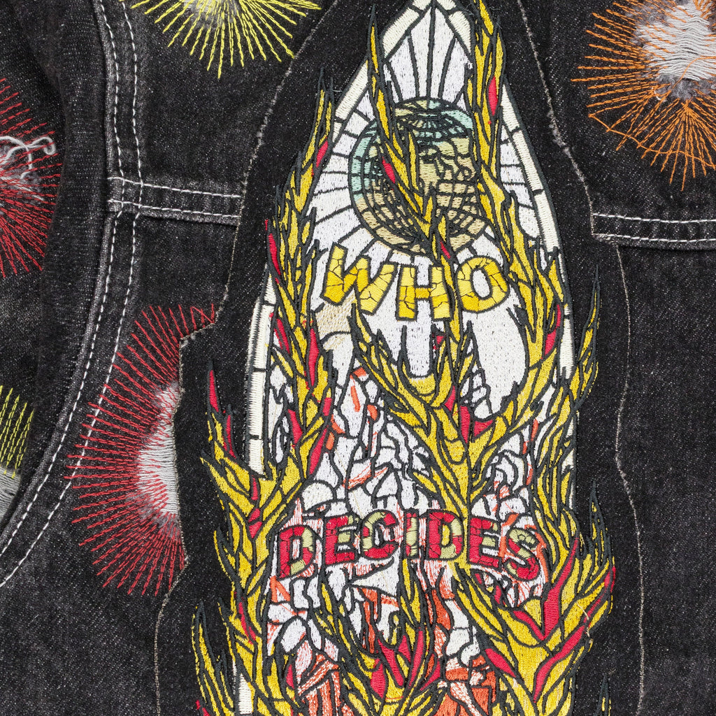 MULTICOLOR EMBROIDERED TRUCKER JACKET