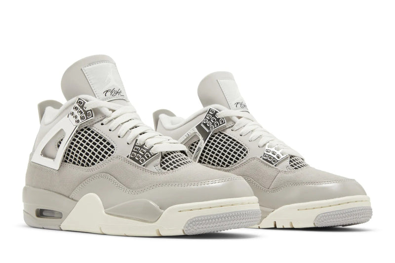 Nike Wmns Air Jordan 4 Retro 'Frozen Moments'