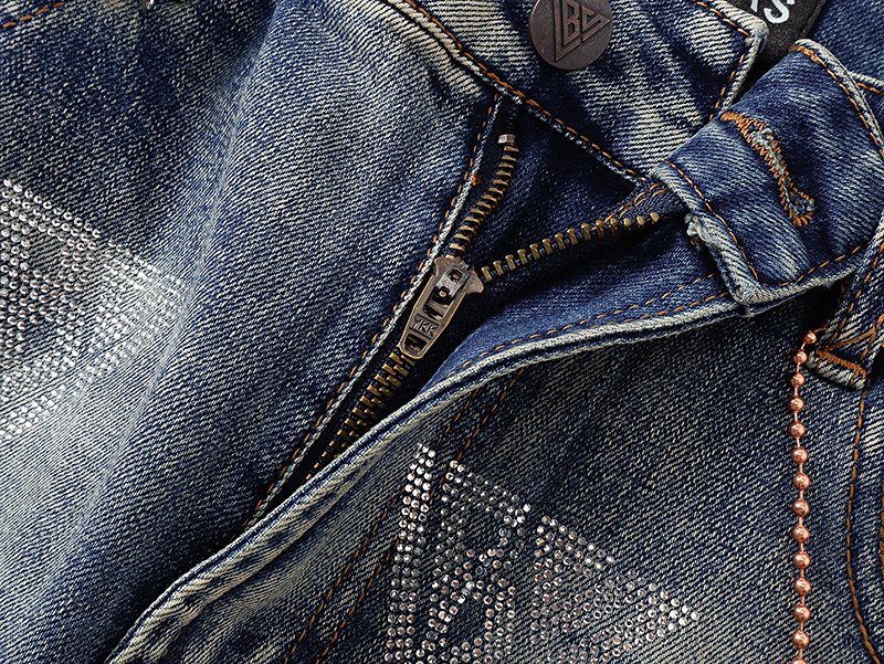 VALABASAS Triangle Motif Washed Denim Jeans