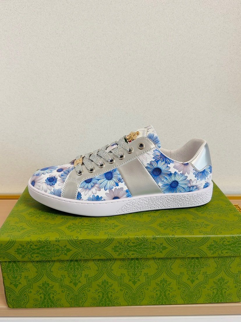 Gucci Floral Low-Top Sneakers