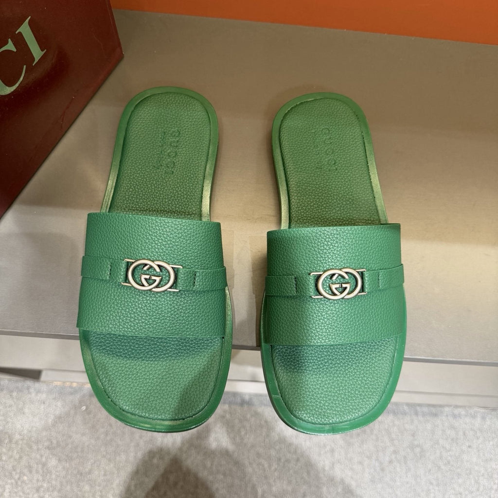 Gucci Textured Slide Sandals
